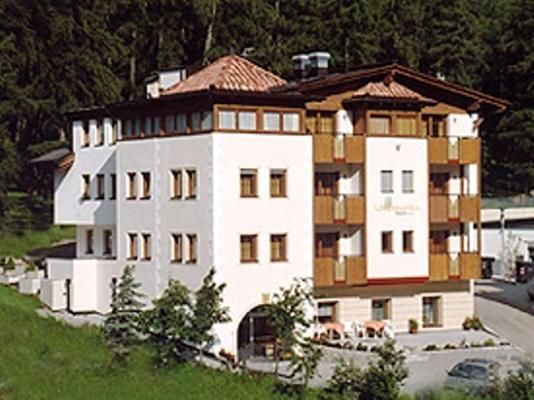 Hotel Laerchenhain Сан Валентино ала Мута Екстериор снимка