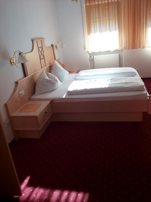 Hotel Laerchenhain Сан Валентино ала Мута Стая снимка
